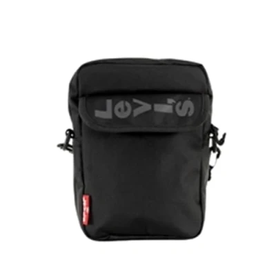 Image de Levi&#039;s Mini Crossbody Solid (Red Batwing), Homme, Taille Unique, Regular Black, unique