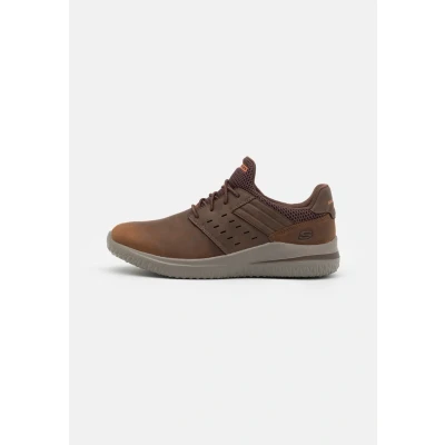 Afbeelding van Skechers Delson 3.0 Sneakers laag, Heren, Maat: 46, Dark brown Leer en textiel