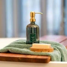 Afbeelding van Kayori Yuzu hair&amp;body wash olijfgroen 250ml