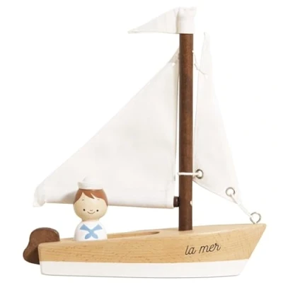 Afbeelding van Le Toy Van LTV Wooden Sailing Boat &amp; Captain FSC 100%.
