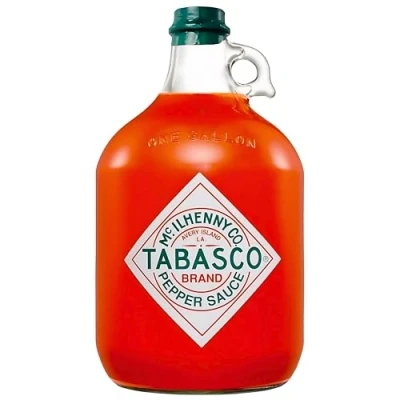 Image de TABASCO® Original Red Pepper en format géant (3,8 L, 1 Gallon) Idéal pour les amateurs du goût authentique TABASCO Parfait cuisines pro, grands événements ou passionnés de piquant.
