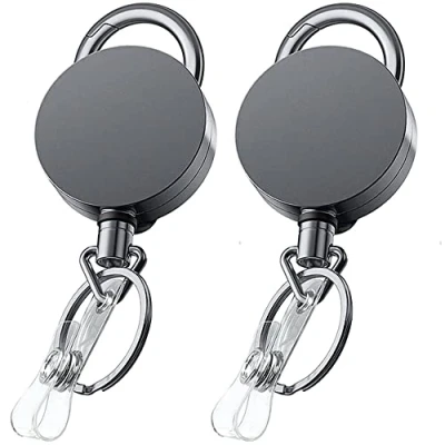 Afbeelding van VOVIGGOL Set van 2 robuuste intrekbare badgehouders met riemclip, sleutelhanger, metalen sleutelhanger voor naambadgehouder, karabijnhaak naamplaatje, stevig Dyneema trekkoord