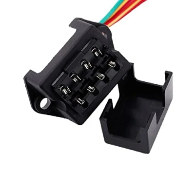 Afbeelding van Aiqeer 4 weg zekeringkast voor auto, 2 ingangen, standaard uitgangen, zekeringhouder met lemmet, voorbedraad en 10 bladzekeringen (12 V/24 V/32 V/48 V universeel)