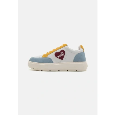 Afbeelding van Love Moschino BOLD Sneakers laag, Dames, Maat: 37, Bianco/sky/giallo/vino Kalfsleer