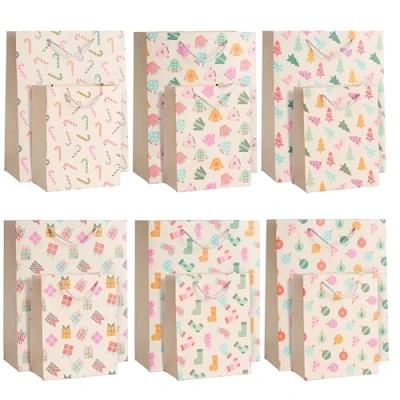 Afbeelding van THE TWIDDLERS 12 kerstcadeauzakjes, kleurrijke geassorteerde cadeauzakjes met hengsels voor Kerstmis, kerstcadeauzakjes in maten en ontwerpen, 2 maten, 6 per stuk 23cmx18cm, 32cmx26cm