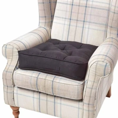Afbeelding van Homescapes Comfortabel fauteuilkussen met velours bekleding zitkussen zwart, 50 x cm