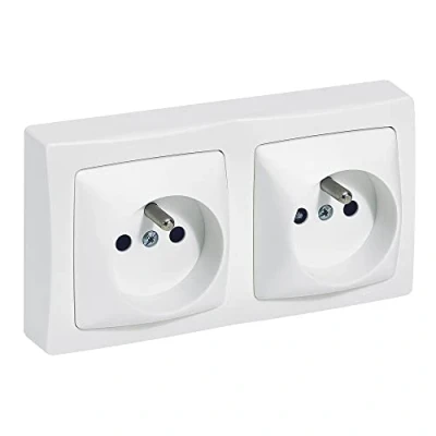 Afbeelding van Legrand Dubbel stopcontact horizontaal of verticaal met aarding, opbouwmontage wit