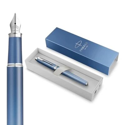 Afbeelding van Parker IM Writing Rituals vulpen Rustgevend blauw Afwerking met kleurverloop en verchroomde details medium penpunt blauwe inkt geschenkverpakking