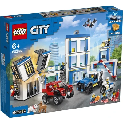 Afbeelding van LEGO City Politiebureau 60246