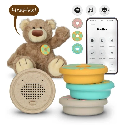Afbeelding van Alecto Baby HeeHee Babbel button, maak van je knuffel een interactief vriendje Beige