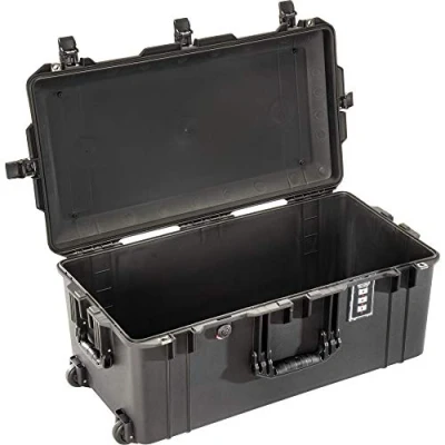Afbeelding van Peli 1626 AIR Grote lichte koffer met wieltjes voor het vervoer van film of dronecamera&#039;s, water en stofdicht, IP67, inhoud 76 l, zonder schuim, kleur: zwart