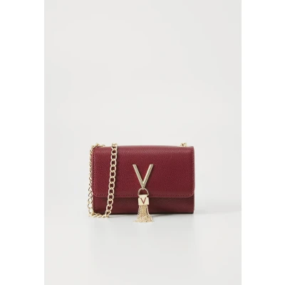 Afbeelding van VALENTINO schoudertas avondtas Divina Clutch Bordeaux wijnrood