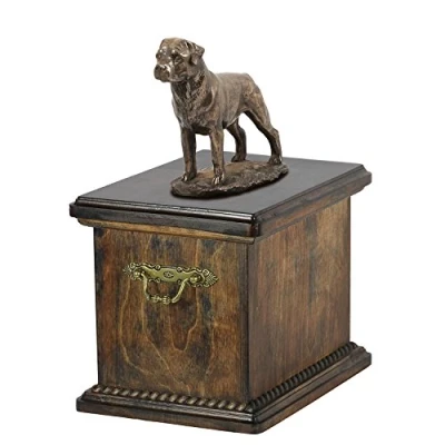 Afbeelding van Elegante urn hond voor Rottweiler as met stijlvolle hondenstandbeeld