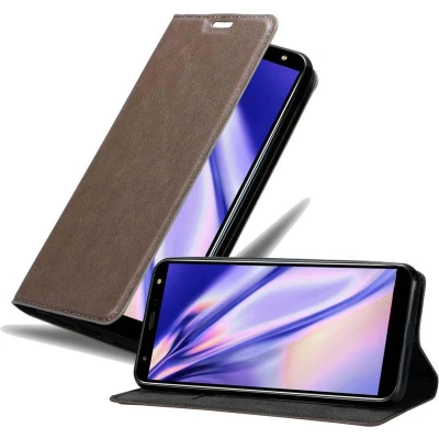 Afbeelding van Cadorabo Hoesje geschikt voor LG K40 in KOFFIE BRUIN Beschermhoes met magnetische sluiting, standfunctie en kaartvakje Book Case Cover Etui