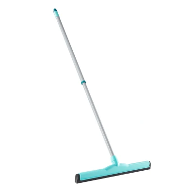 Afbeelding van Leifheit 56421 Classic Watertrekker Met Telescoopsteel 45 Cm Groen/Grijs