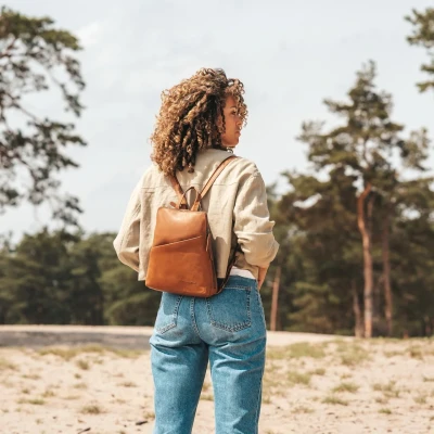 Afbeelding van The Chesterfield Brand Leren Rugzak Cognac Claire