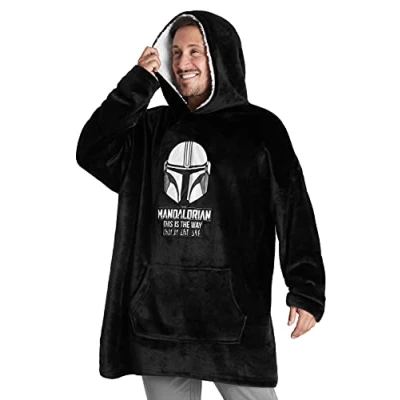 Afbeelding van Disney The Mandalorian fleece hoodie voor heren, Yoda patroon, zwart.