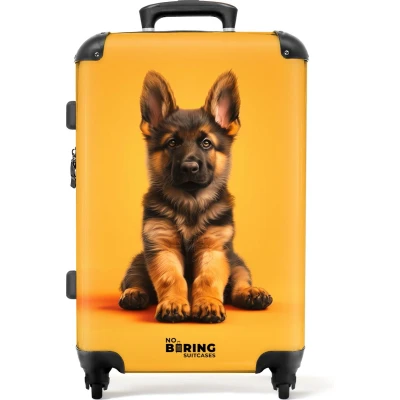 Afbeelding van NoBoringSuitcases.com® Koffer groot Rolkoffer lichtgewicht Jonge herdershond op gele achtergrond Reiskoffer met 4 wielen Grote trolley XL 20 kg bagage