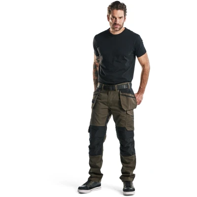Afbeelding van Blaklader Service werkbroek met stretch en spijkerzakken 1496 1330 Groen/Zwart C156