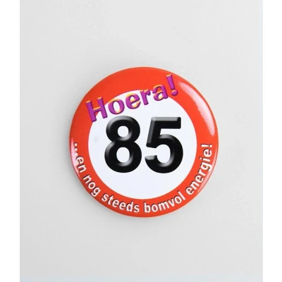 Afbeelding van Button klein 85 jaar Verkeersbord per stuk
