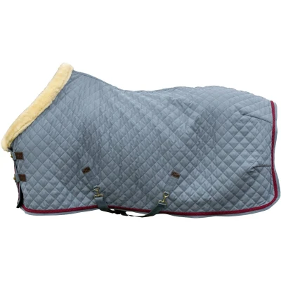 Afbeelding van Kentucky Horsewear Showdeken denim met gevlochten toum bordeaux 130 6&#039;0 160 gram