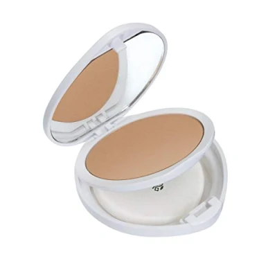 Afbeelding van Deborah Milano Pure SPF 15 formule met natuurlijke ingrediënten, 04 amber, antioxiderende werking en modulaire dekking, geeft een beschermde gelijkmatige huid, 10 g