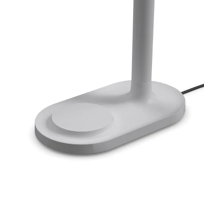 Afbeelding van Eva Solo Emendo TafelLamp met Draadloos Oplaadpunt Cloud Aluminium Wit