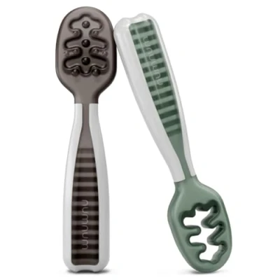 Image de NumNum Pack 2 PréCuillère d&#039;Apprentissage pour Bébé (6+) Gris + Vert Silicone Ideal BLW