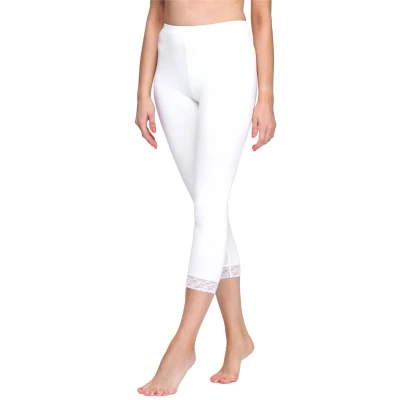 Afbeelding van Merry Style MS MS10 290 LE Dames Capri Leggings Sport Vrijetijdsbroek 3/4 Lengte met Kant Viscose Sporbroek Yogabroek Wit L