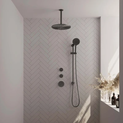 Afbeelding van Brauer Gunmetal carving Regendoucheset inbouw hoofddouche 30cm plafondarm 20cm 3 knoppen handdouche rond standen PVD