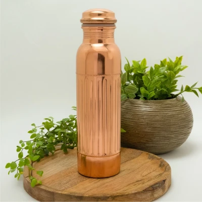 Afbeelding van Puur Koperen Waterfles Dot Lining ± 950 ml