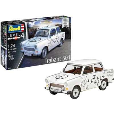 Afbeelding van 1:24 Revell 07713 Trabant 601S Builders Choice Plastic Modelbouwpakket