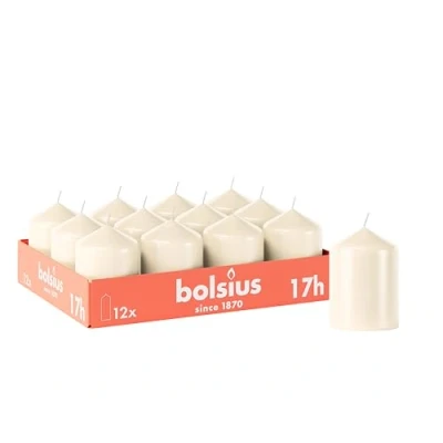 Afbeelding van Bolsius Set van 12 gladde stompkaarsen, ivoor, 8 x 6 cm, decoratieve kaarsen voor thuis, brandduur 17 uur, geurvrij, bevat natuurlijke plantaardige was, zonder geur