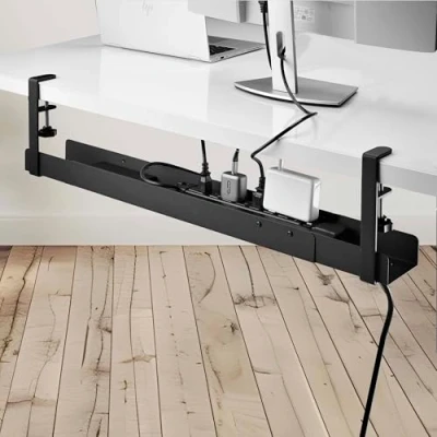 Image de StarTech.com Under Desk Cable Management Tray, Clamp on Installation Plateau de gestion câbles montable sous bureau noir 80 cm