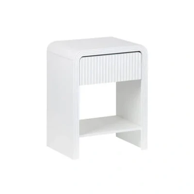 Afbeelding van sweeek Nachtkastje met gegroefd wit houteffect 1 lade, plank