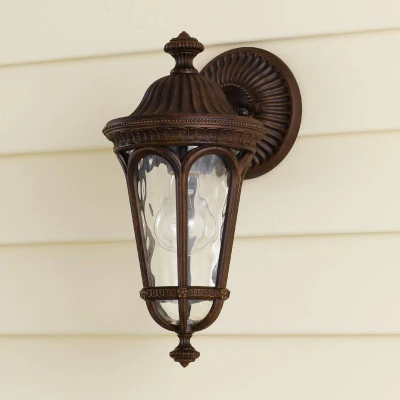 Afbeelding van Rustieke buitenwandlamp REGENT COURT