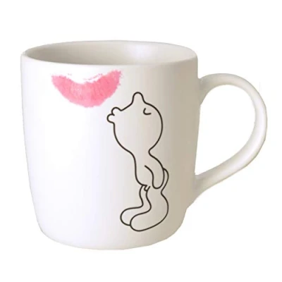 Afbeelding van Propaganda Mr P. Kiss Koffiemok van keramiek, meerkleurig, 300 ml