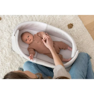 Afbeelding van Doomoo Nest&#039;n Go Het Ideale Babynestje voor Thuis en Onderweg Biokatoen Sand