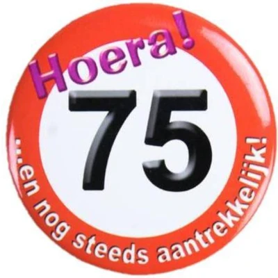 Afbeelding van Button klein 75 jaar Verkeersbord per stuk