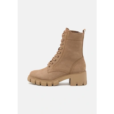 Afbeelding van Tamaris Veterboots, Dames, Maat: 39, Camel Veloursleer