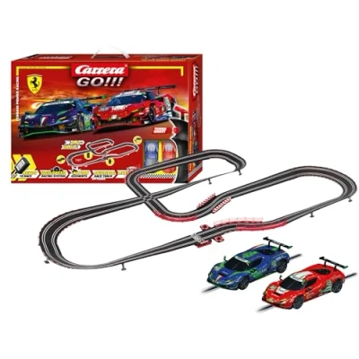 Image de Carrera GO... Ferrari Power Racing Kit circuit de course avec voitures sous licence, jusqu&#039;à 2 joueurs, pour enfants à partir 6 ans et adultes