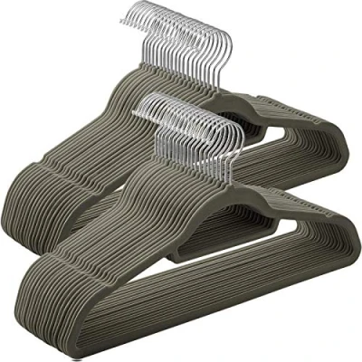 Afbeelding van Songmics CRF50V Kleerhangers, fluweel, 0,6 cm dik, antislipoppervlak, met twee inkepingen, 360 graden draaibare haak, grijs, 50 stuks