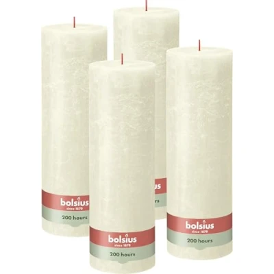 Afbeelding van 4 stuks Bolsius ivoor rustiek stompkaarsen 300/100 (200 uur) Eco Shine Soft Pearl