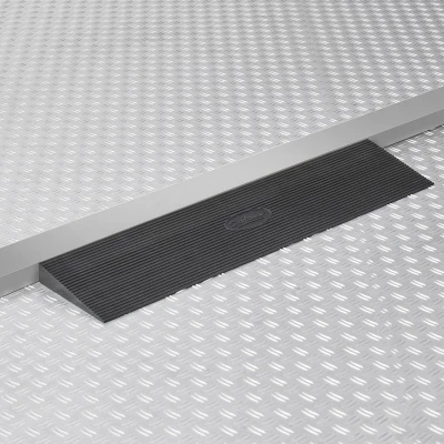 Afbeelding van Rubberen drempelhulp 35 mm