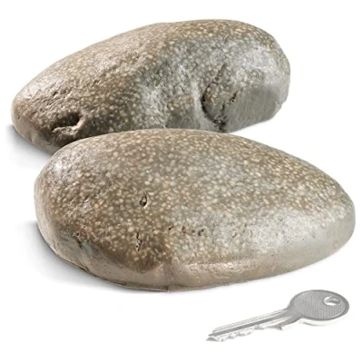 Afbeelding van COM FOUR® 2 x sleutelsteen &quot;Pebblestone&quot; imitatiesteen met geheim vak kunststeen voor geocaching schuilplaats sleutels in steenlook steen factie (2 stuks vlak)