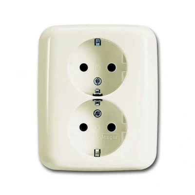 Afbeelding van Busch Jaeger Wandcontactdoos dubbel met aarde inbouw wit