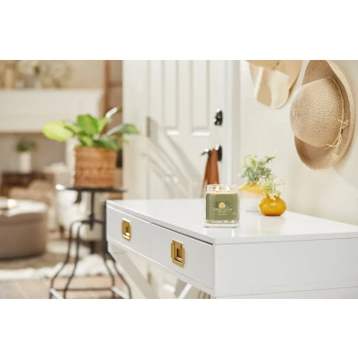 Afbeelding van Yankee Candle Geurkaars Medium met 2 lonten Sage &amp; Citrus 11 cm / ø 9