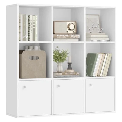 Afbeelding van VASAGLE LBC33WT Boekenkast, opbergrek, 3 kasten met deuren onder, voor woonkamer, slaapkamer, kinderkamer, kantoor, modern, wit