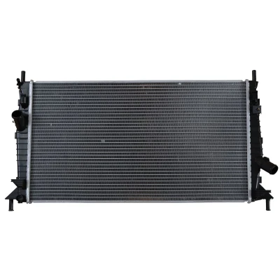 Afbeelding van NRF 55327 Radiateur Aluminium 672 376 24 Met aanbouwdelen Koelribben gesoldeerd VOLVO: V50, C30, S40 II, FORD: Focus Mk2 Box Body / Estate
