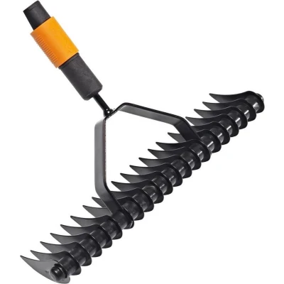 Afbeelding van Fiskars Quikfit™ verticuteerhark opzetstuk Tuinhark Tuingereedschap 370 mm